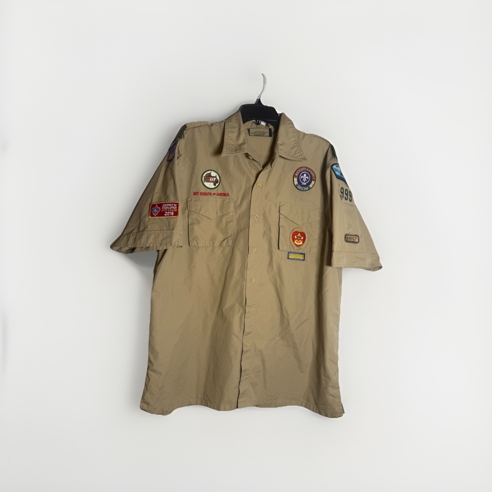 Boy Scouts of America Men's LG Adult Short Sleeve Shirt‎ Nylt Circle Ten Patches